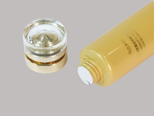 BB क्रीम कस्टम कॉस्मेटिक ट्यूब्स D40mm 70-180ml प्लास्टिक फेशियल क्रीम स्क्रू कैप के साथ